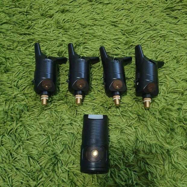 j 4+1es szett