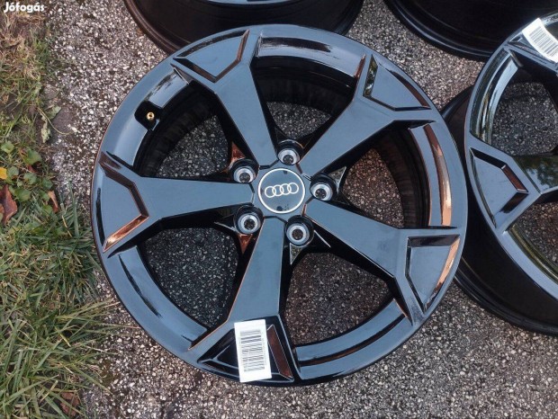 j 5x112 17 gyri Audi Volkswagen Skoda alufelni r17 "