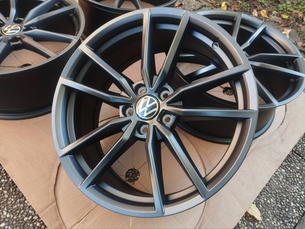 j 5x112 19 Volkswagen Pretoria gyri alufelni r19 " VW Skoda Seat