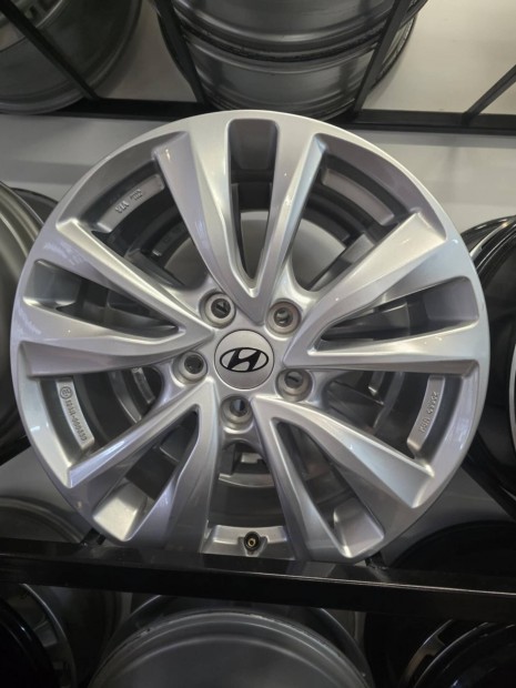 j 5x114,3 Gyari Hyundai,KIA 17"felnik R17, 17