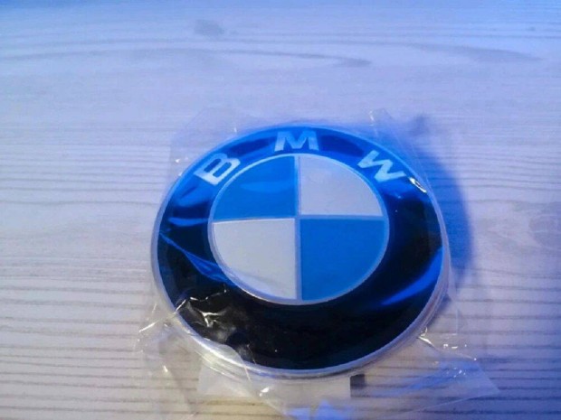 j!82mm BMW emblma e30 e36 e46 e60 e90 stb