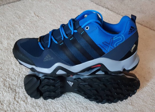 Új Adidas AX2 Gtx (Gore-tex) vízálló cipő. Sötétkék, 42