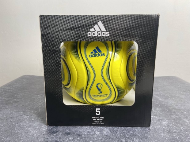Új Adidas FIFA World Cup 2022 Qatar Brazil focilabda labdarúgás