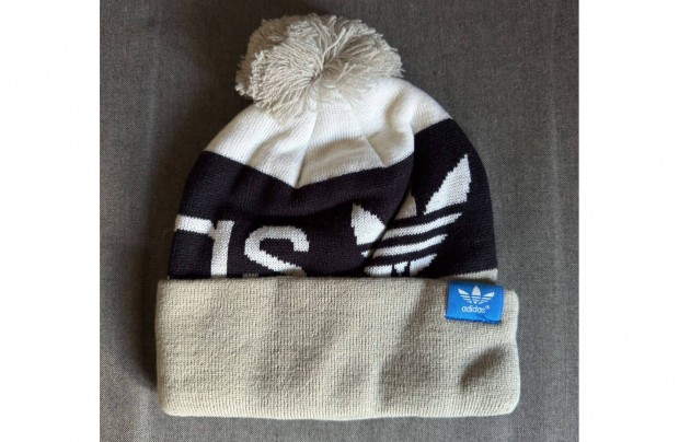 Uj Adidas Teli Kotott Sapka Meleg Beanie Pompom Pompomos