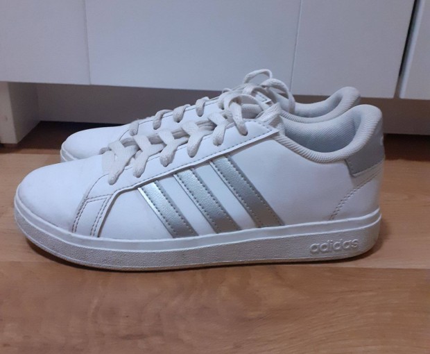 j Adidas cip