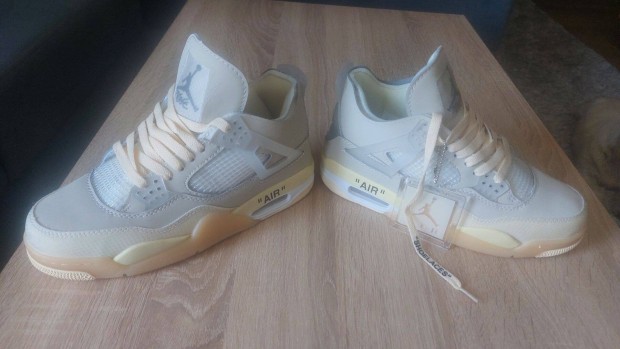 j,Air Jordan 4 retro off-Withe sail 