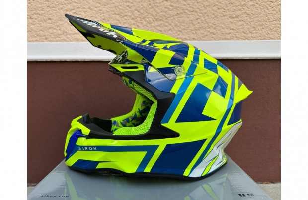 Új Airoh Twist 2.0 TC21 sárga/kék enduro, cross sisak, bukósisak (S)