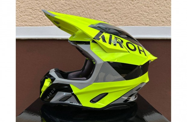 Új Airoh Twist 3 King sárga enduro, mx, cross sisak, bukósisak (M)