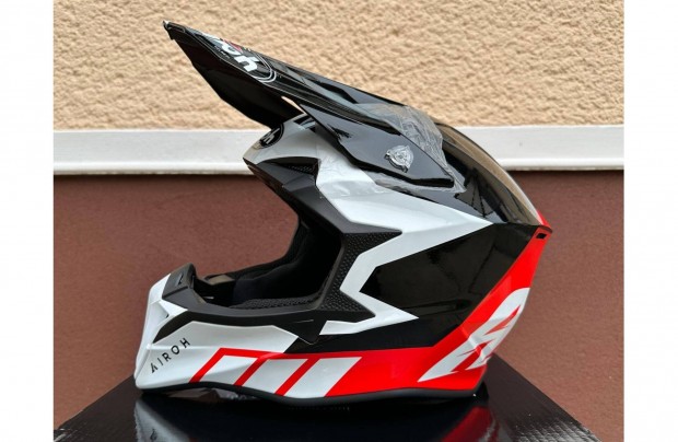 j Airoh Wraap fekete/piros enduro, mx, cross sisak, buksisak (L)