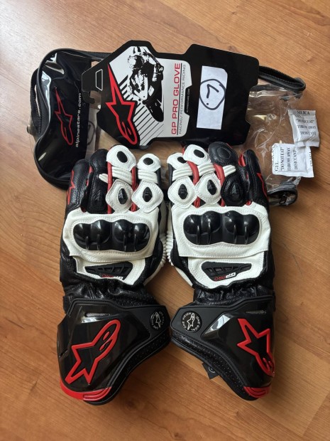 Új Alpinestars Gp Pro hosszú motoros L-kesztyű Akció!