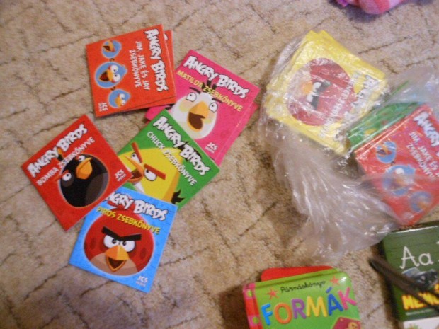 j Angry birds trtnetei foglalkoztat fzetecske