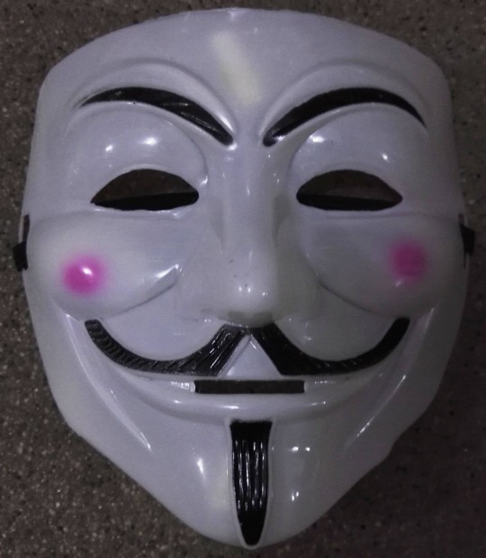 j Anonymous larc Guy Fawkes Vendetta maszk