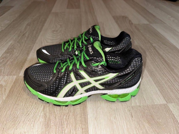 Új Asics Gel-Nimbus 13 futócipő 41.5 -es