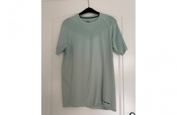 �j Asics ferfi fut� pol� elad� (L)