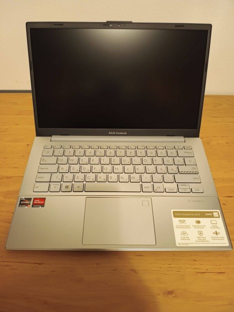 j Asus Vivobook 14 Go E1404Fa