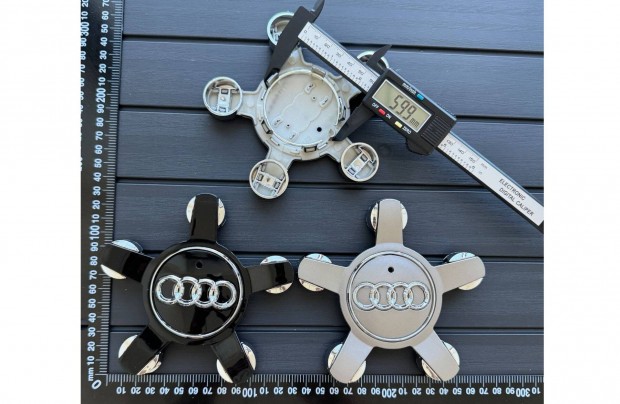 �j Audi 135mm 8R0601165N Felni Alufelni Kupak Felnikupak Felnik�z�p jl