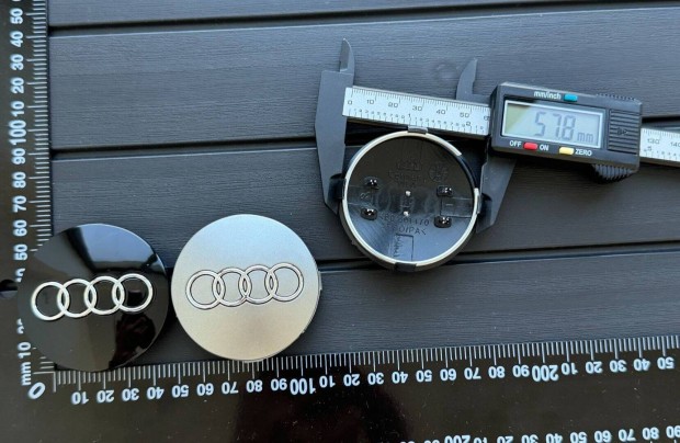 �j Audi 60mm Felni Alufelni K�z�p Kupak Felnikupak Jel 4B0601170