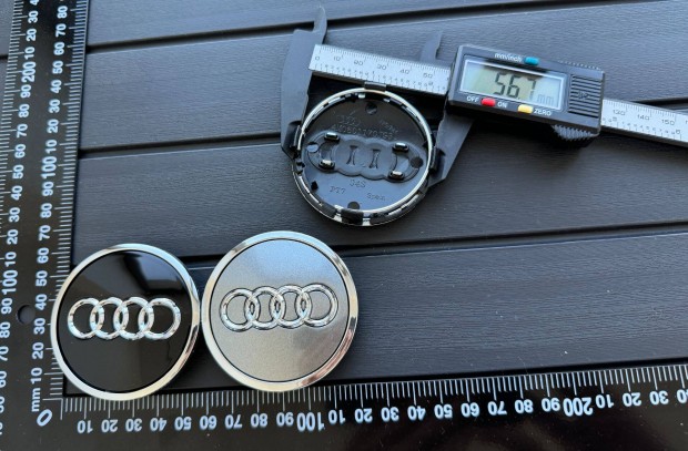 �j Audi 61mm Felni Alulfeni Kupak 4M0601170JG3 8T0601170 8W0601170