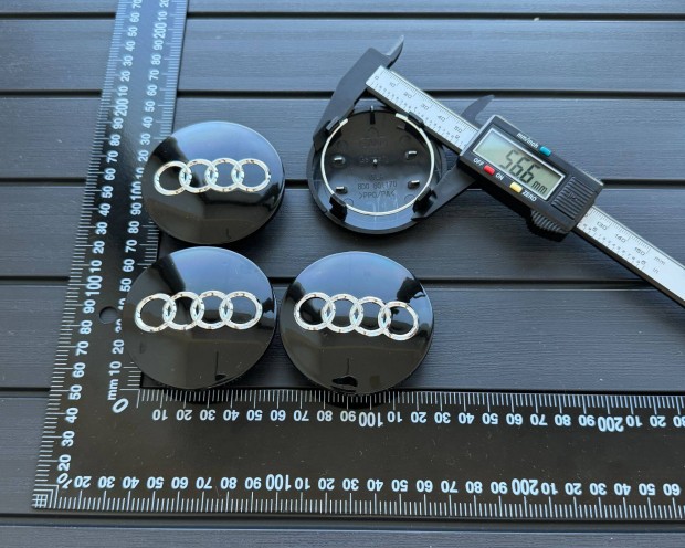 j Audi 68mm Alufelni felni kupak kzp felnikupak felnikzp emblma