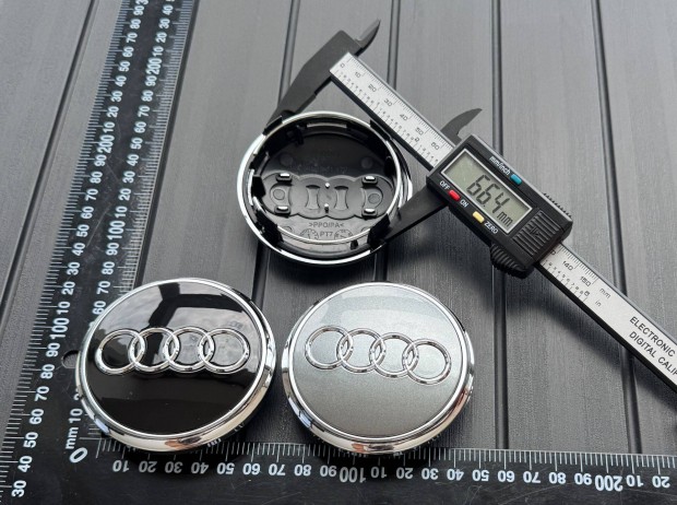 �j Audi 77mm Felni Alufelni Kupak Felnikupak Felnik�z�p 4L0601170 porv