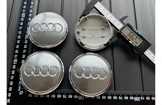 �j Audi 77mm Felni Alufelni Kupak Felnikupak Felnik�z�p 4L0601170 sapk