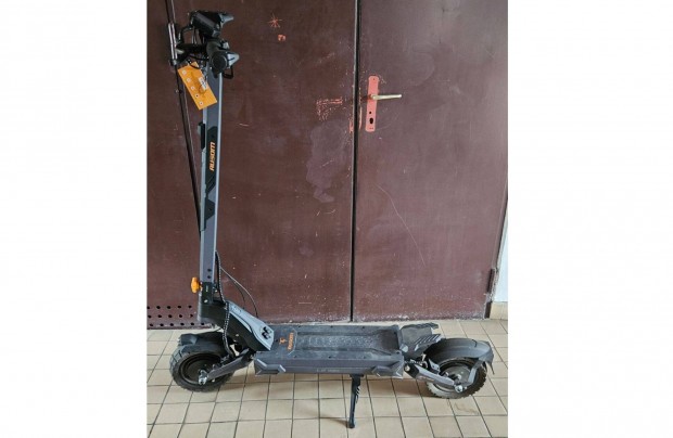 Új Ausom L2 Max elektromos roller max. 2660W dual motor 90km