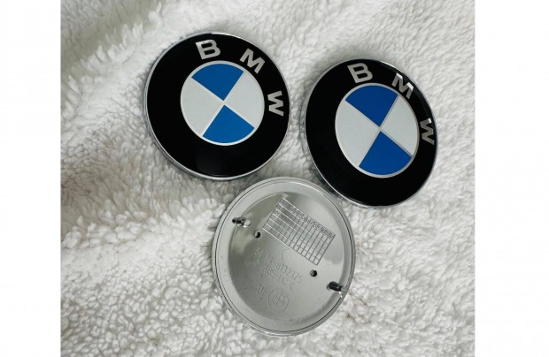 j BMW 74mm 82mm emblma jel log gphz csomagtr kiegszt