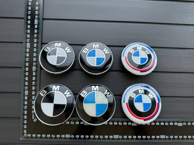 j BMW Motorhz Gphz Csomagtart Kiegszt emblma jel 51148132375