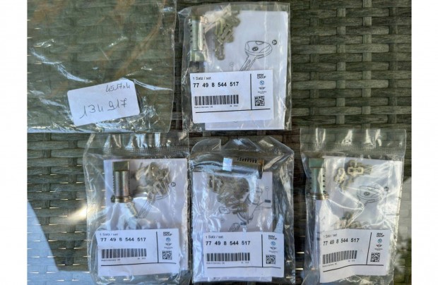 Új BMW REP.KIT F Lock Cylinder alkatrész Zár 77498544517
