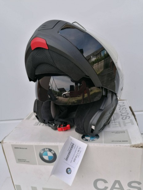 Új BMW System 6 Bukósisak felhajtható állú, napszemüveges
