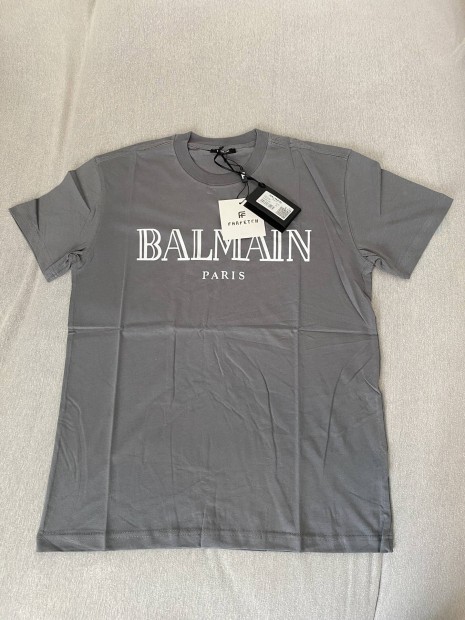 j Balmain Pl