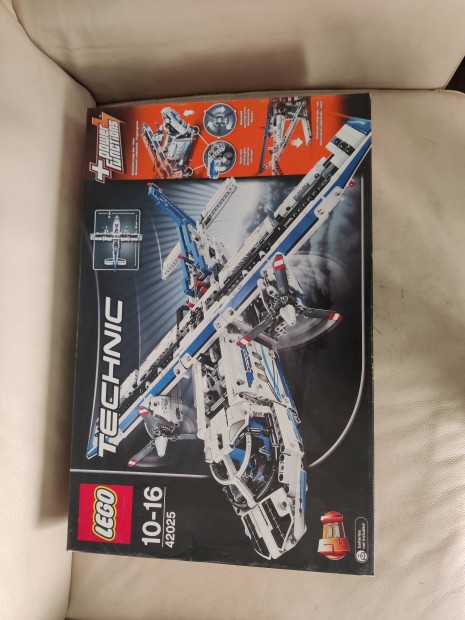 j Bontatlan LEGO Technic - Teherszllt replgp (42025)