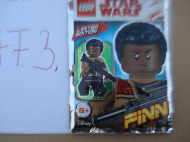 j Bontatlan Star Wars Figura, Finn