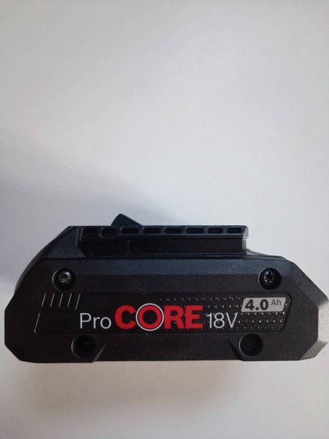 j Bosch 18v 4ah pro core akkumultor 