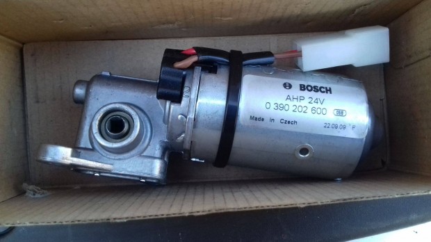 j Bosch Hajtmves villany motor. 24 V Ktirny kivezets