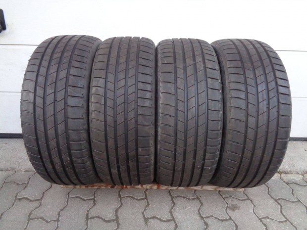 j Bridgestone 215/50R17 nyri gumi garnitra elad