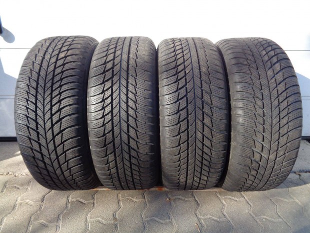 Új Bridgestone 225/50R17-es téli gumi 2023-as gyártású eladó