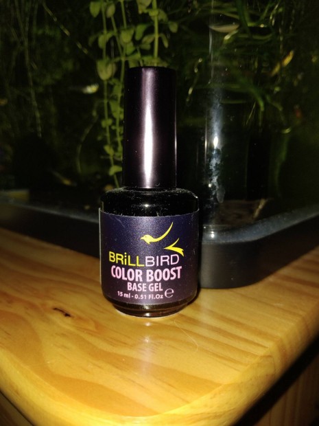 j Brillbird Color Boost Base Gel elad! 