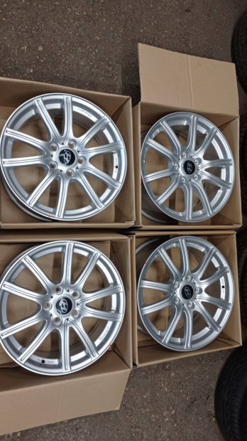Új C4W 17 colos 5x114, 3 lyukosztású alu felni garnitúra olcsón eladó