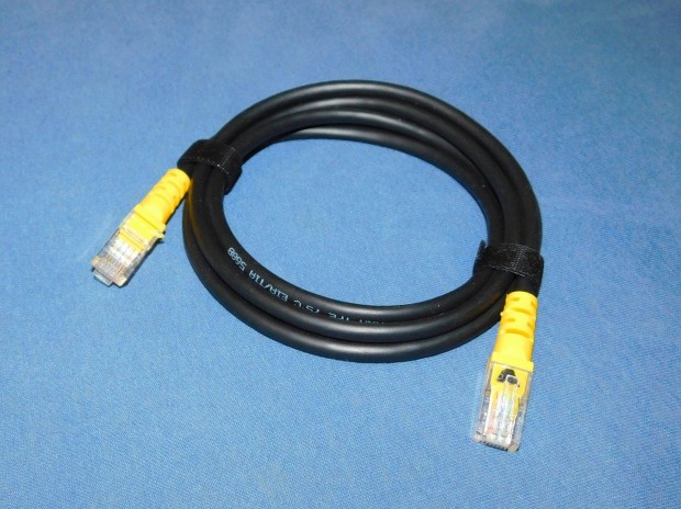 j CAT5e UTP, ethernet, LAN patch kbel, 1 mteres