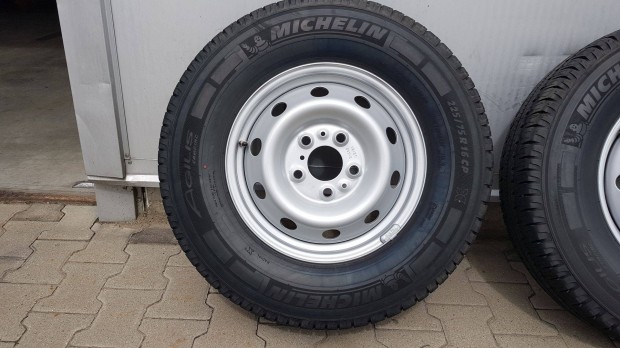 j Citroen Jumper acl felni 16-os, j 225/75 R16 CP nyrigumival 2024