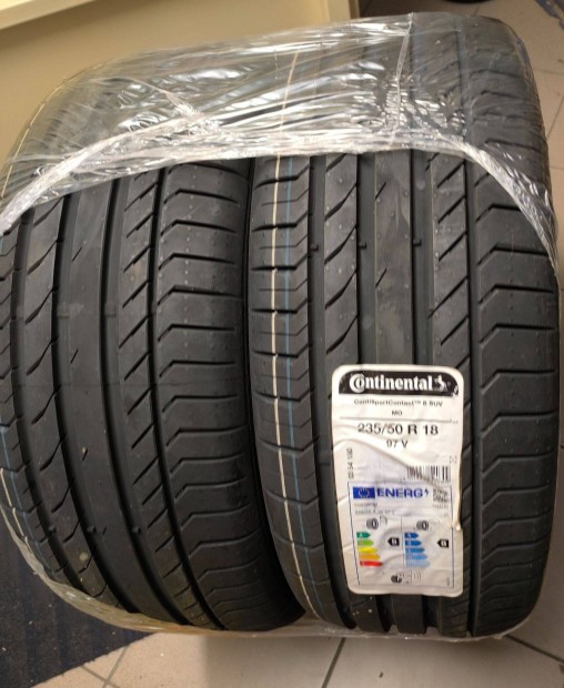 j Continental 235/50 R18 SUV