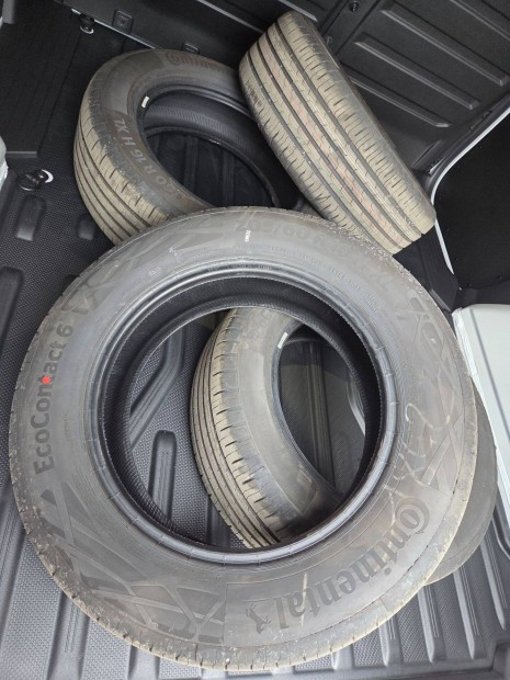Új Continental gumiabroncsok ár alatt eladók 205/60 R16