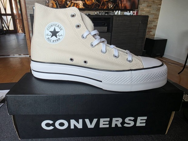 �j Converse cip�  42