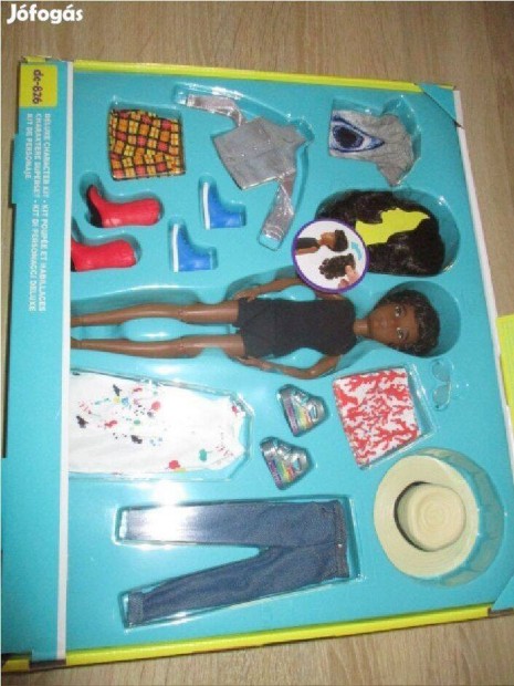 j Creatable World barbie baba tpus + ruha + parka stb