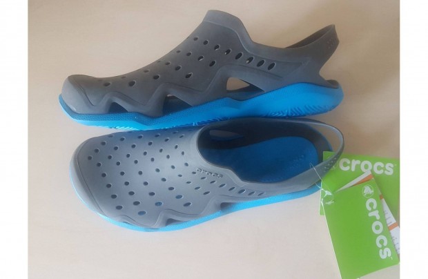 j Crocs vizicip grafitszrke cenkk talppal 39 mretben
