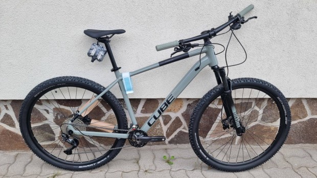 Új Cube Attention mtb 0 km-es vázméret XL