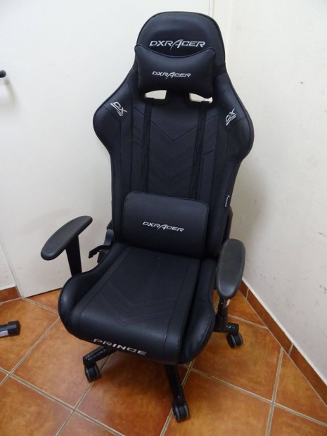 j Dxracer fekete gamer szk