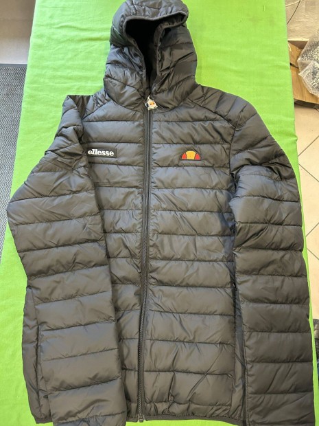 Új Ellesse XS kabát
