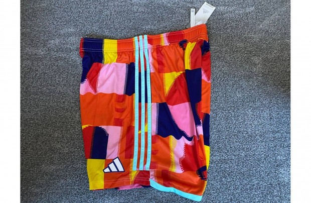 j Frfi adidas 2022 Belgium Idegenbeli Short L-es